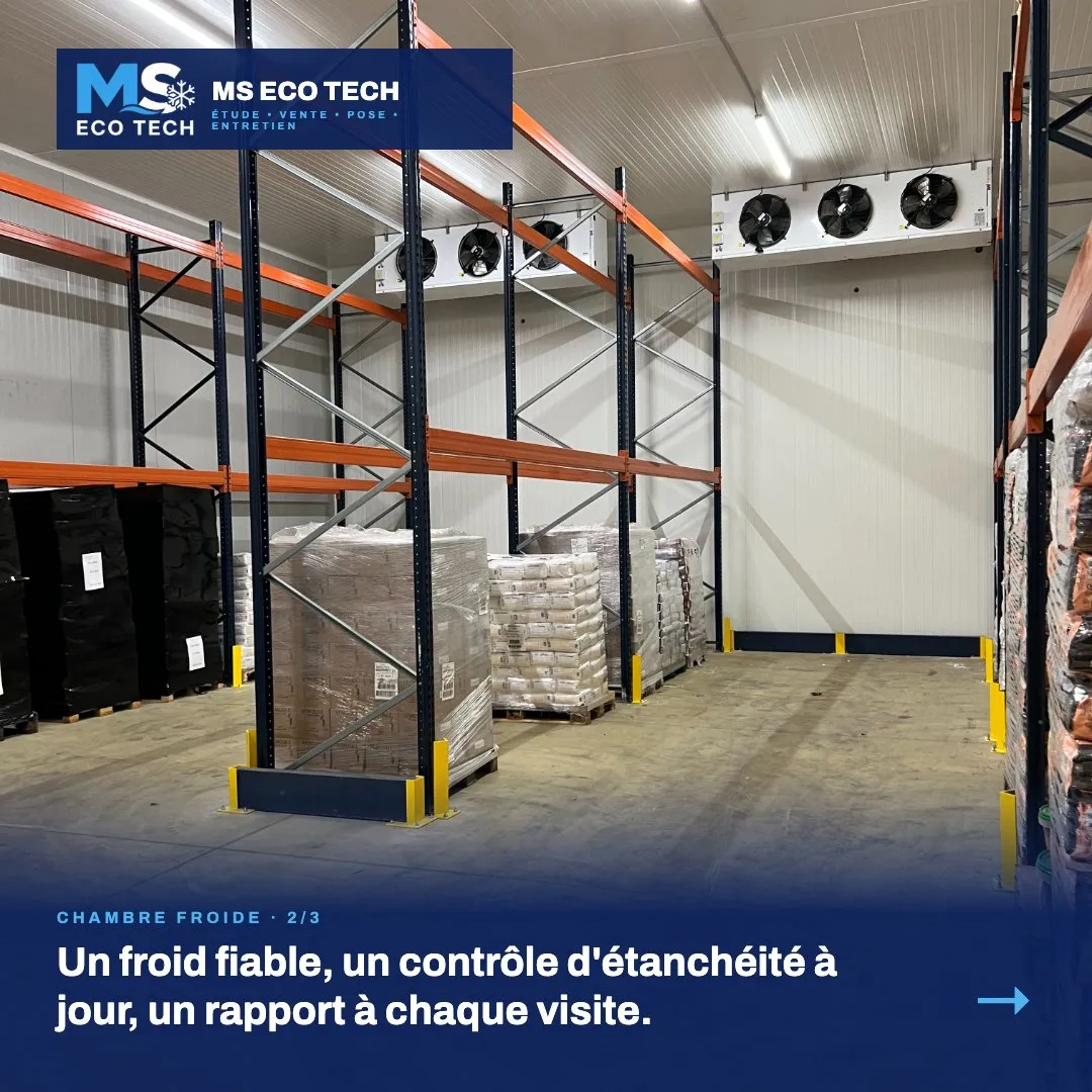 Entretien chambre froide, visuel 2 sur 3 : chambre froide avec palettes, rayonnages et évaporateurs ; « Un froid fiable, un contrôle d'étanchéité à jour, un rapport à chaque visite »
