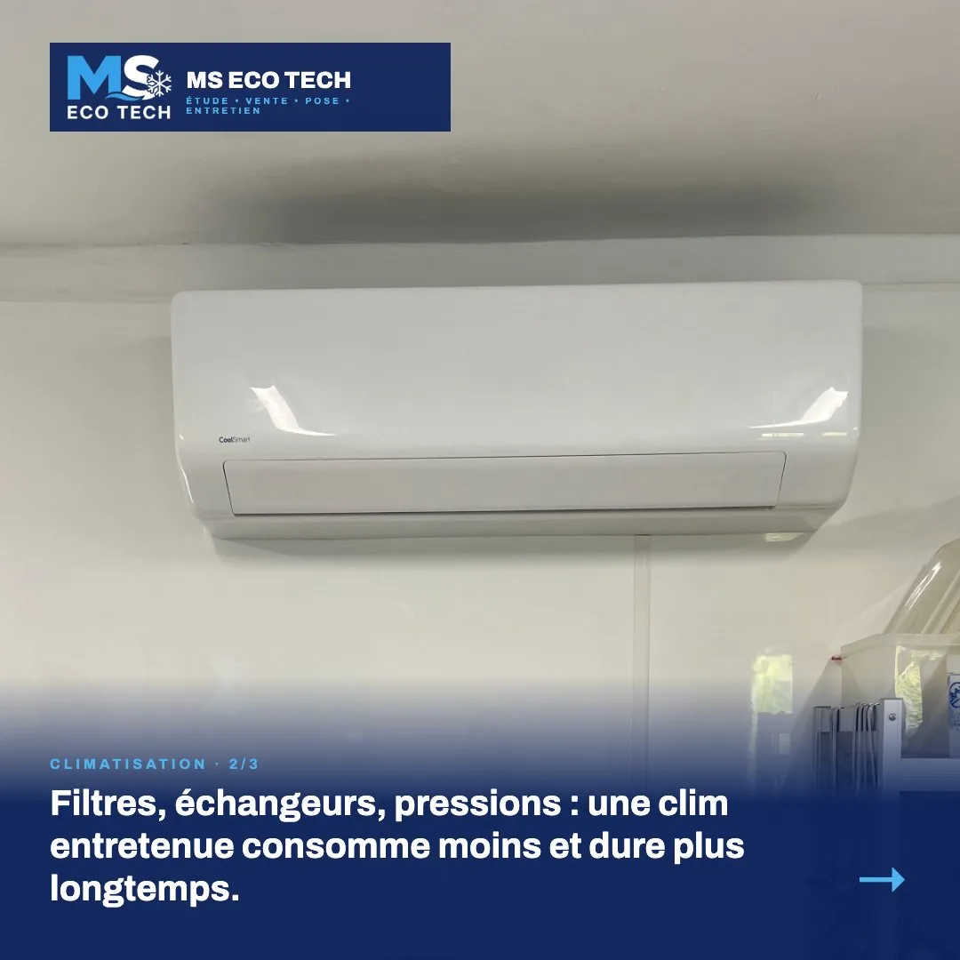 Entretien climatisation, visuel 2 sur 3 : unité intérieure murale blanche ; « Filtres, échangeurs, pressions : une clim entretenue consomme moins et dure plus longtemps »
